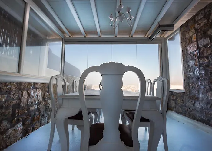 Admiralty House * Agios Ioannis Diakoftis